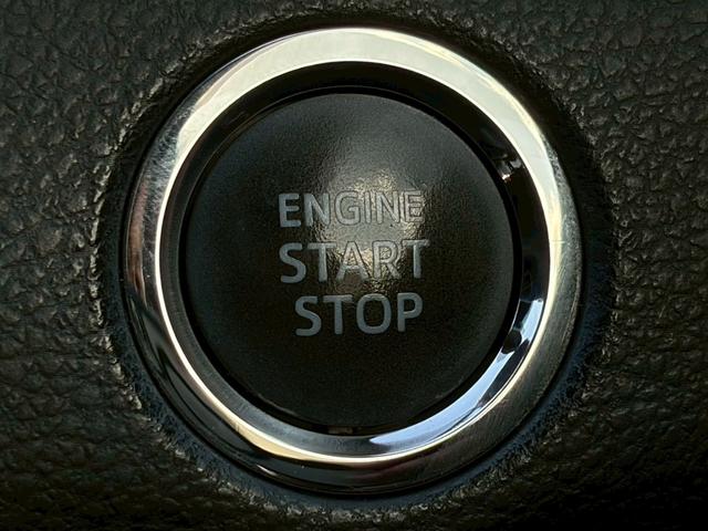 ハリアー プレミアム　禁煙　サンルーフ　純正９インチナビ　ハーフレザー　パワーシート　パワーバックドア　クルーズコントロール　ＬＥＤ　フルセグ　バックカメラ　ＥＴＣ　純正１８インチアルミ　プッシュスタート　車検整備付（18枚目）