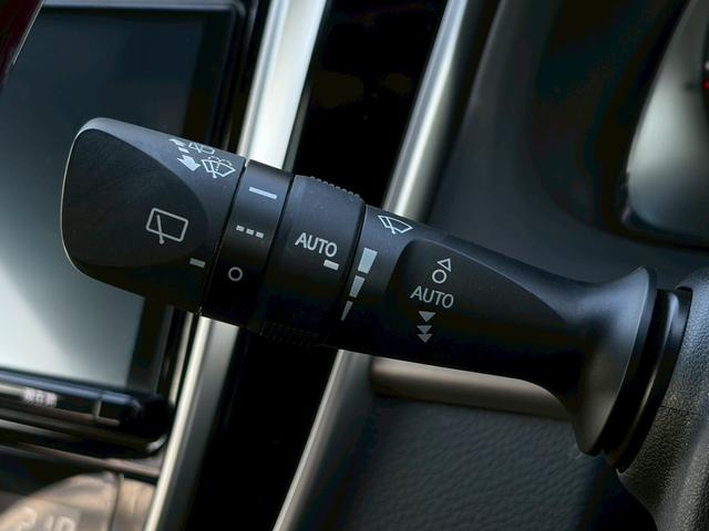 ハリアー プレミアム　禁煙　サンルーフ　純正９インチナビ　ハーフレザー　パワーシート　パワーバックドア　クルーズコントロール　ＬＥＤ　フルセグ　バックカメラ　ＥＴＣ　純正１８インチアルミ　プッシュスタート　車検整備付（27枚目）