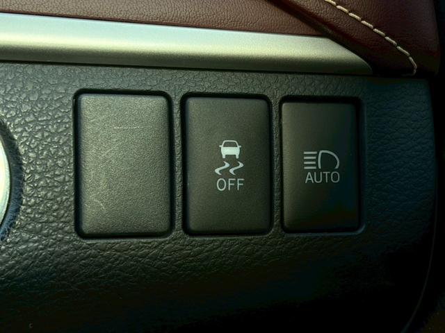 ハリアー プレミアム　禁煙　サンルーフ　純正９インチナビ　ハーフレザー　パワーシート　パワーバックドア　クルーズコントロール　ＬＥＤ　フルセグ　バックカメラ　ＥＴＣ　純正１８インチアルミ　プッシュスタート　車検整備付（31枚目）