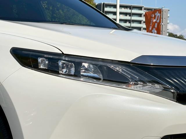 ハリアー プレミアム　禁煙　サンルーフ　純正９インチナビ　ハーフレザー　パワーシート　パワーバックドア　クルーズコントロール　ＬＥＤ　フルセグ　バックカメラ　ＥＴＣ　純正１８インチアルミ　プッシュスタート　車検整備付（41枚目）