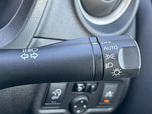 ノート X ユーザー買取車 純正ナビ バックカメラ フルエアロ 衝突軽減ブレーキ レーンキープ フルセグTV Bluetooth DVD再生可 ETC USBボート アイドリングストップ スペアキー 点検整備付(16枚目)