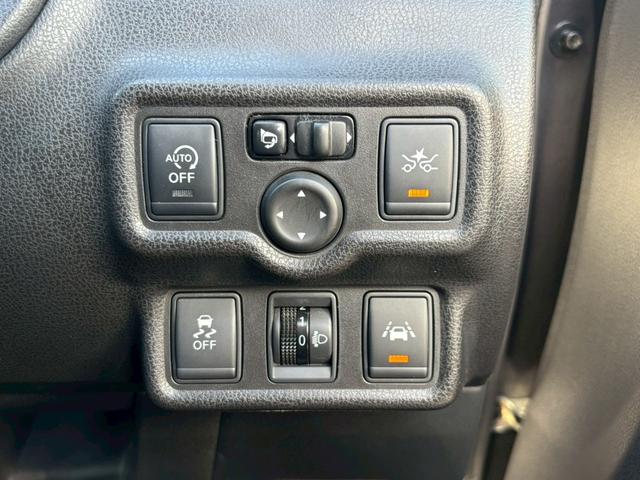 ノート X ユーザー買取車 純正ナビ バックカメラ フルエアロ 衝突軽減ブレーキ レーンキープ フルセグTV Bluetooth DVD再生可 ETC USBボート アイドリングストップ スペアキー 点検整備付(17枚目)