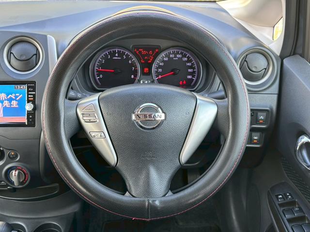 ノート X ユーザー買取車 純正ナビ バックカメラ フルエアロ 衝突軽減ブレーキ レーンキープ フルセグTV Bluetooth DVD再生可 ETC USBボート アイドリングストップ スペアキー 点検整備付(20枚目)