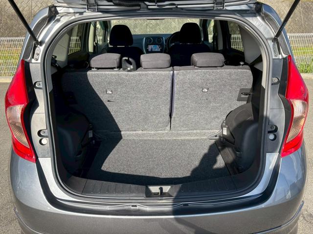 ノート X ユーザー買取車 純正ナビ バックカメラ フルエアロ 衝突軽減ブレーキ レーンキープ フルセグTV Bluetooth DVD再生可 ETC USBボート アイドリングストップ スペアキー 点検整備付(32枚目)