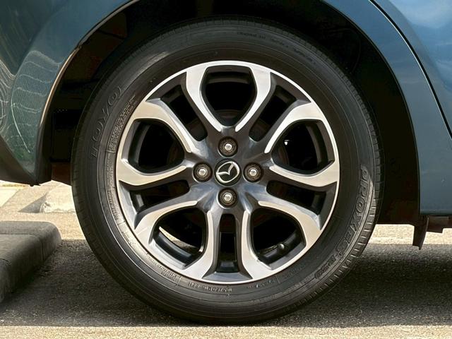 デミオ ＸＤツーリング　禁煙車　純正ナビ　フルセグ　クルコン　ブラインドスポットモニター　レーンキープ　シートヒーター　ＥＴＣ　ＨＵＤ　衝突軽減　ＬＥＤヘッドライト　純正１６インチＡＷ　パドルシフト　ＵＳＢ　ディーゼルターボ（45枚目）