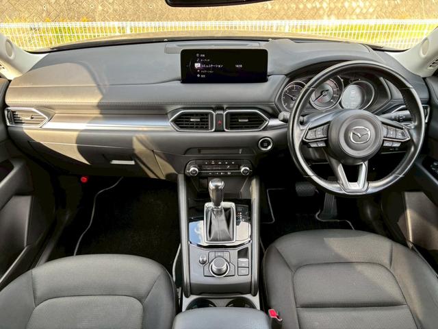 ＣＸ－５ ＸＤ　スマートエディション　禁煙車　純正ナビ　３６０°ビューモニター　プッシュスタート　アダプティブクルーズ　フルセグＴＶ　Ｂｌｕｅｔｏｏｔｈ　衝突軽減ブレーキ　オートハイビーム　クリアランスソナー　ＬＥＤヘッドライト　ＥＴＣ（5枚目）