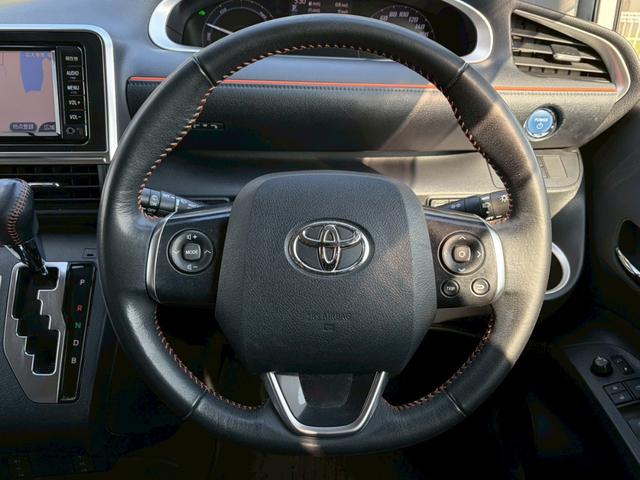 シエンタ ハイブリッドＧ　クエロ　禁煙車　純正ナビ　バックカメラ　両側電動スライド　ドライブレコーダー　シートヒーター　ＥＴＣ　ＬＥＤヘッドライト　ハーフレザーシート　衝突軽減ブレーキ　レーンキープ　１５インチアルミ　車検整備付（9枚目）