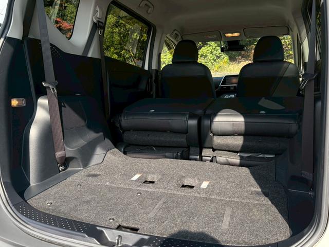 シエンタ ハイブリッドＧ　クエロ　禁煙車　純正ナビ　バックカメラ　両側電動スライド　ドライブレコーダー　シートヒーター　ＥＴＣ　ＬＥＤヘッドライト　ハーフレザーシート　衝突軽減ブレーキ　レーンキープ　１５インチアルミ　車検整備付（17枚目）