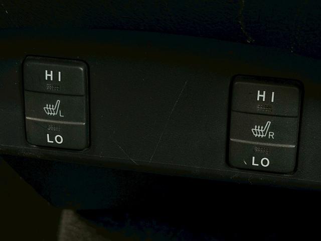 シエンタ ハイブリッドＧ　クエロ　禁煙車　純正ナビ　バックカメラ　両側電動スライド　ドライブレコーダー　シートヒーター　ＥＴＣ　ＬＥＤヘッドライト　ハーフレザーシート　衝突軽減ブレーキ　レーンキープ　１５インチアルミ　車検整備付（34枚目）