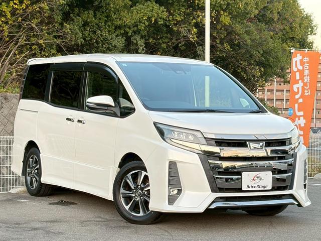 ノア Ｓｉ　禁煙　純正１０インチナビ　バックカメラ　ドラレコ　デジタルインナーミラー　クルーズコントロール　両側パワースライドドア　衝突軽減ブレーキ　ＥＴＣ　ＬＥＤヘッドライト　純正１６インチアルミ　スマートキー（5枚目）