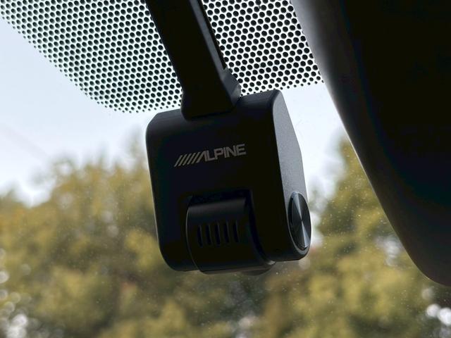 ノア Ｓｉ　禁煙　純正１０インチナビ　バックカメラ　ドラレコ　デジタルインナーミラー　クルーズコントロール　両側パワースライドドア　衝突軽減ブレーキ　ＥＴＣ　ＬＥＤヘッドライト　純正１６インチアルミ　スマートキー（16枚目）