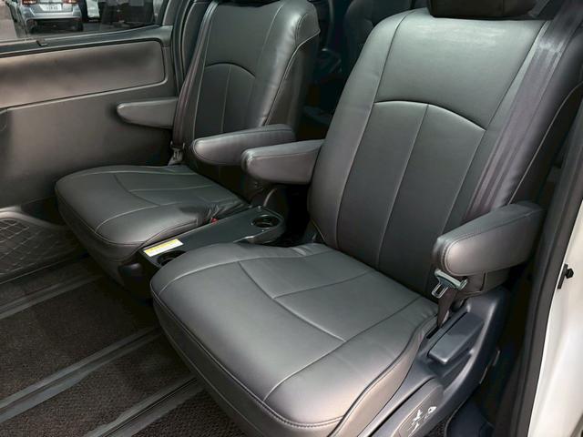 ノア Ｓｉ　禁煙　純正１０インチナビ　バックカメラ　ドラレコ　デジタルインナーミラー　クルーズコントロール　両側パワースライドドア　衝突軽減ブレーキ　ＥＴＣ　ＬＥＤヘッドライト　純正１６インチアルミ　スマートキー（18枚目）