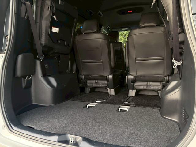 ノア Ｓｉ　禁煙　純正１０インチナビ　バックカメラ　ドラレコ　デジタルインナーミラー　クルーズコントロール　両側パワースライドドア　衝突軽減ブレーキ　ＥＴＣ　ＬＥＤヘッドライト　純正１６インチアルミ　スマートキー（20枚目）