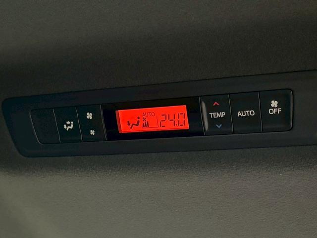 ノア Ｓｉ　禁煙　純正１０インチナビ　バックカメラ　ドラレコ　デジタルインナーミラー　クルーズコントロール　両側パワースライドドア　衝突軽減ブレーキ　ＥＴＣ　ＬＥＤヘッドライト　純正１６インチアルミ　スマートキー（37枚目）