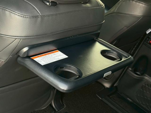 ノア Ｓｉ　禁煙　純正１０インチナビ　バックカメラ　ドラレコ　デジタルインナーミラー　クルーズコントロール　両側パワースライドドア　衝突軽減ブレーキ　ＥＴＣ　ＬＥＤヘッドライト　純正１６インチアルミ　スマートキー（42枚目）