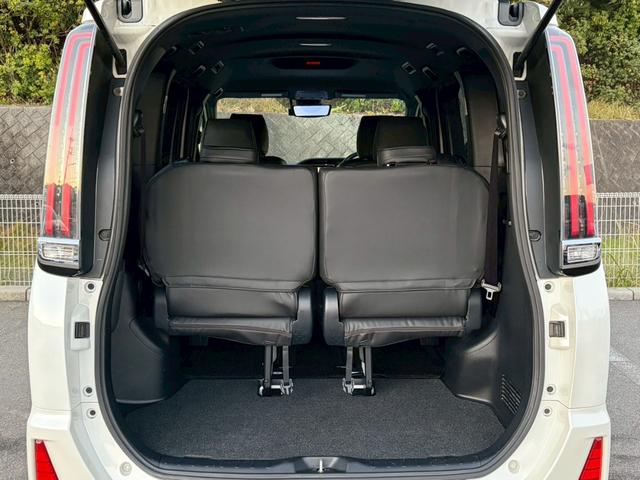 ノア Ｓｉ　禁煙　純正１０インチナビ　バックカメラ　ドラレコ　デジタルインナーミラー　クルーズコントロール　両側パワースライドドア　衝突軽減ブレーキ　ＥＴＣ　ＬＥＤヘッドライト　純正１６インチアルミ　スマートキー（44枚目）