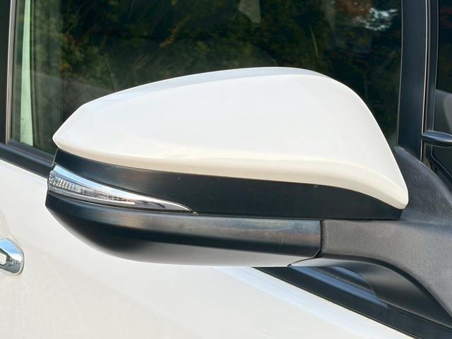 ノア Ｓｉ　禁煙　純正１０インチナビ　バックカメラ　ドラレコ　デジタルインナーミラー　クルーズコントロール　両側パワースライドドア　衝突軽減ブレーキ　ＥＴＣ　ＬＥＤヘッドライト　純正１６インチアルミ　スマートキー（50枚目）