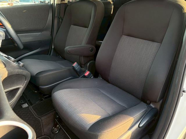 シエンタ ファンベースＧ　禁煙　純正ナビ　全周囲モニター　両側パワースライドドア　シートヒーター　ステアリングヒーター　衝突軽減　レーンキープ　ＥＴＣ　ＬＥＤヘッドライト　地デジ　Ｂｌｕｅｔｏｏｔｈ　ＵＳＢ接続　スマートキー（39枚目）