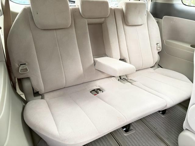 エスティマ ２．４アエラス　Ｇエディション　４ＷＤ　禁煙　純正ナビ　バックカメラ　インテリキー　両側パワースライドドア　ＥＴＣ車載器　ＨＩＤヘッドライト　ＣＤ・ＤＶＤ再生可　録音可　プッシュスタート　純正１７インチアルミ　電格ミラー　車検整備付（15枚目）