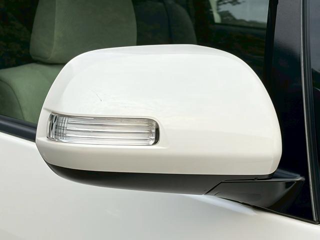 エスティマ ２．４アエラス　Ｇエディション　４ＷＤ　禁煙　純正ナビ　バックカメラ　インテリキー　両側パワースライドドア　ＥＴＣ車載器　ＨＩＤヘッドライト　ＣＤ・ＤＶＤ再生可　録音可　プッシュスタート　純正１７インチアルミ　電格ミラー　車検整備付（42枚目）