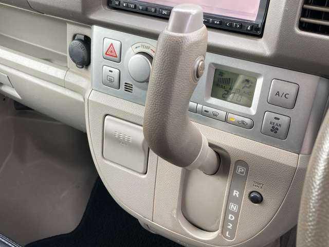 スクラムワゴン ＰＺターボ　禁煙　ユーザー買取　パワースライドドア　ＨＤＤナビ　ＥＴＣ　ドラレコ　キーレス　地デジＴＶ　電動格納ミラー　オートエアコン　ＨＩＤ　社外１４インチアルミ　Ｂｌｕｅｔｏｏｔｈ接続　フォグライト（11枚目）