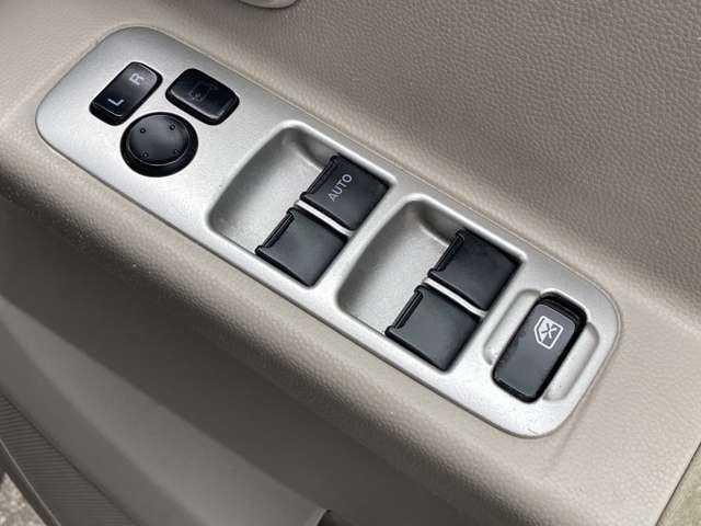 スクラムワゴン ＰＺターボ　禁煙　ユーザー買取　パワースライドドア　ＨＤＤナビ　ＥＴＣ　ドラレコ　キーレス　地デジＴＶ　電動格納ミラー　オートエアコン　ＨＩＤ　社外１４インチアルミ　Ｂｌｕｅｔｏｏｔｈ接続　フォグライト（13枚目）