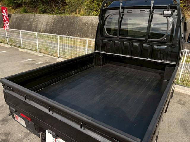 ハイゼットトラック ジャンボエクストラ　ワンオーナー　ユーザー買取　禁煙　社外ナビ　フルセグ　インテリキー　プッシュスタート　衝突軽減　レーンキープ　ＬＥＤヘッドライト　オートライト　ＥＴＣ　電格ミラー　パワーウインドウ　前後クリソナ（17枚目）