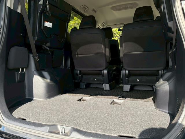 ヴォクシー ＺＳ　禁煙　社外メモリーナビ　バックカメラ　ドラレコ　パワースライドドア　インテリキー　ＬＥＤヘッドライト　ＥＴＣ　フルセグ　Ｂｌｕｅｔｏｏｔｈ　ＵＳＢ接続　純正１６インチアルミ　７人乗り　プッシュスタート（18枚目）