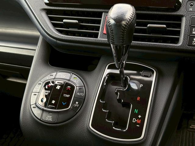 ヴォクシー ＺＳ　禁煙　社外メモリーナビ　バックカメラ　ドラレコ　パワースライドドア　インテリキー　ＬＥＤヘッドライト　ＥＴＣ　フルセグ　Ｂｌｕｅｔｏｏｔｈ　ＵＳＢ接続　純正１６インチアルミ　７人乗り　プッシュスタート（20枚目）