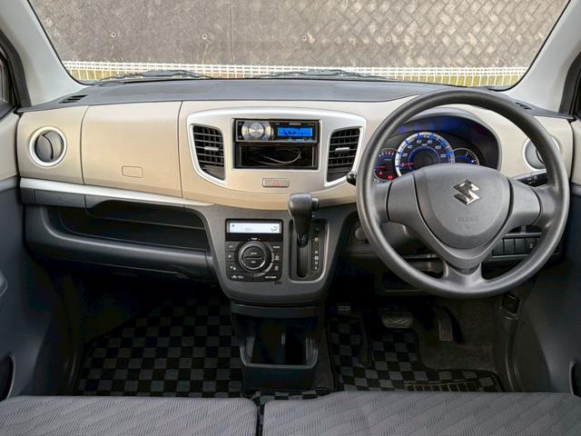 ワゴンＲ ＦＸリミテッド　ユーザー買取車　ワンオーナー　禁煙車　オーディオ　ＣＤ再生可　インテリキー　プッシュスタート　ＵＳＢポート　純正１４インチアルミ　電動格納ミラー　オートエアコン　アイドリングストップ　車検整備付（6枚目）