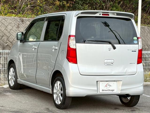 ワゴンＲ ＦＸリミテッド　ユーザー買取車　ワンオーナー　禁煙車　オーディオ　ＣＤ再生可　インテリキー　プッシュスタート　ＵＳＢポート　純正１４インチアルミ　電動格納ミラー　オートエアコン　アイドリングストップ　車検整備付（8枚目）