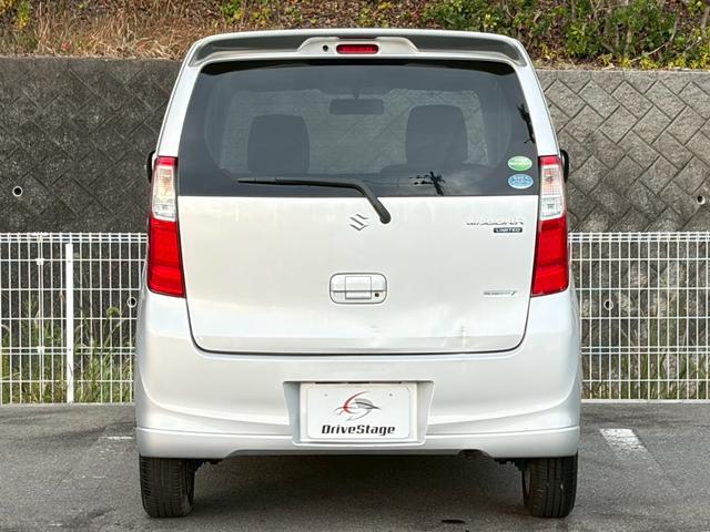 ワゴンＲ ＦＸリミテッド　ユーザー買取車　ワンオーナー　禁煙車　オーディオ　ＣＤ再生可　インテリキー　プッシュスタート　ＵＳＢポート　純正１４インチアルミ　電動格納ミラー　オートエアコン　アイドリングストップ　車検整備付（19枚目）