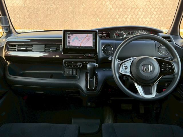 Ｎ－ＢＯＸカスタム Ｇ・ＥＸホンダセンシング　ワンオーナー　禁煙　純正ナビ　バックカメラ　ドラレコ　レーダークルーズコントロール　レーンキープ　ＬＥＤヘッドライト　ＥＴＣ車載器　パワースライドドア　衝突軽減ブレーキ　純正１４インチＡＷ　車検整備付（6枚目）
