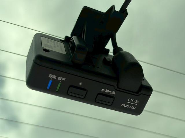 Ｎ－ＷＧＮカスタム Ｌ・ターボホンダセンシング　禁煙車　前後ドラレコ　純正ナビ　バックカメラ　レーダークルーズ　電動パーキングブレーキ　シートヒーター　パドルシフト　ハーフレザーシート　ＬＥＤヘッドライト　ＥＴＣ　フルセグ　純正１５ＡＷ　車検整備付（15枚目）