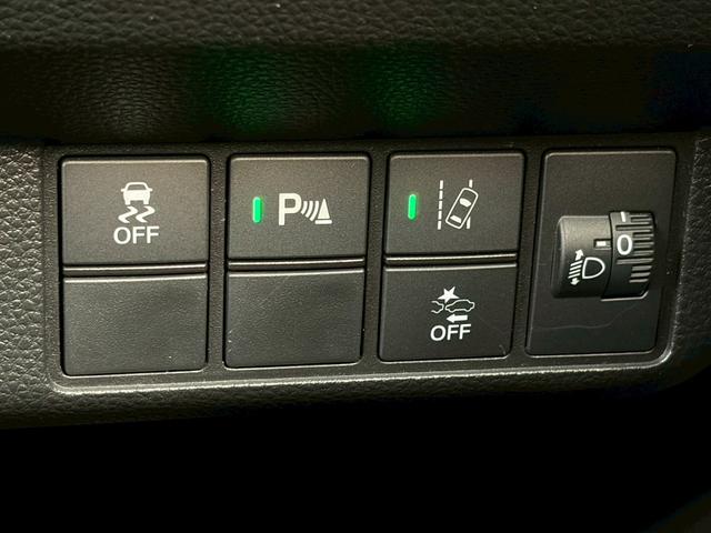 Ｎ－ＷＧＮカスタム Ｌ・ターボホンダセンシング　禁煙車　前後ドラレコ　純正ナビ　バックカメラ　レーダークルーズ　電動パーキングブレーキ　シートヒーター　パドルシフト　ハーフレザーシート　ＬＥＤヘッドライト　ＥＴＣ　フルセグ　純正１５ＡＷ　車検整備付（33枚目）