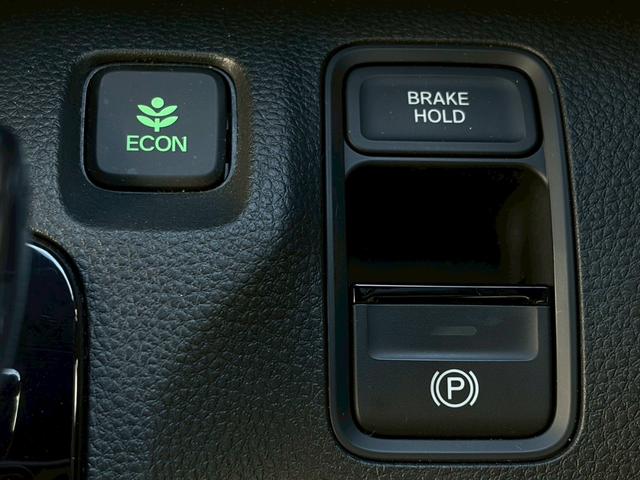 Ｎ－ＷＧＮカスタム Ｌ・ターボホンダセンシング　禁煙車　前後ドラレコ　純正ナビ　バックカメラ　レーダークルーズ　電動パーキングブレーキ　シートヒーター　パドルシフト　ハーフレザーシート　ＬＥＤヘッドライト　ＥＴＣ　フルセグ　純正１５ＡＷ　車検整備付（34枚目）