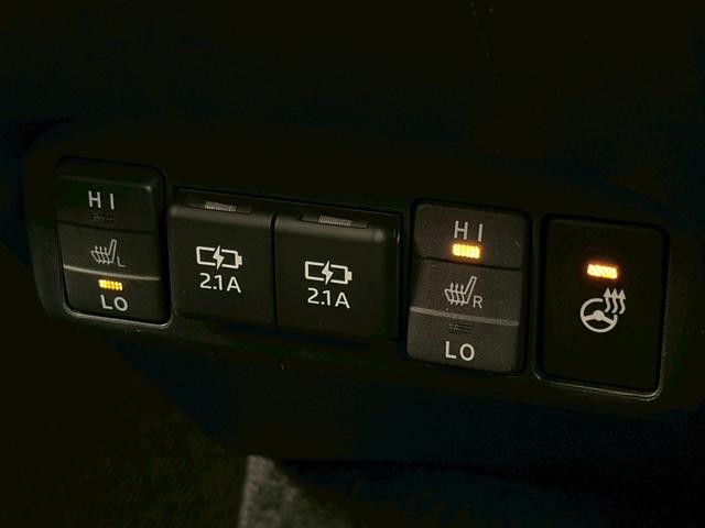 シエンタ Ｇ　クエロ　ユーザー買取　ワンオーナー　屋根付き車庫保管　純正ナビ　全周囲カメラ　両側オートスライド　シートヒーター　フルセグＴＶ　スマートキー　衝突軽減　ステアリングヒーター　純正１６ＡＷ　ＥＴＣ　走行７千キロ（17枚目）