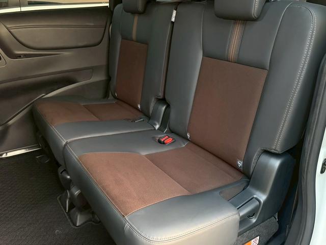 シエンタ Ｇ　クエロ　ユーザー買取　ワンオーナー　屋根付き車庫保管　純正ナビ　全周囲カメラ　両側オートスライド　シートヒーター　フルセグＴＶ　スマートキー　衝突軽減　ステアリングヒーター　純正１６ＡＷ　ＥＴＣ　走行７千キロ（19枚目）