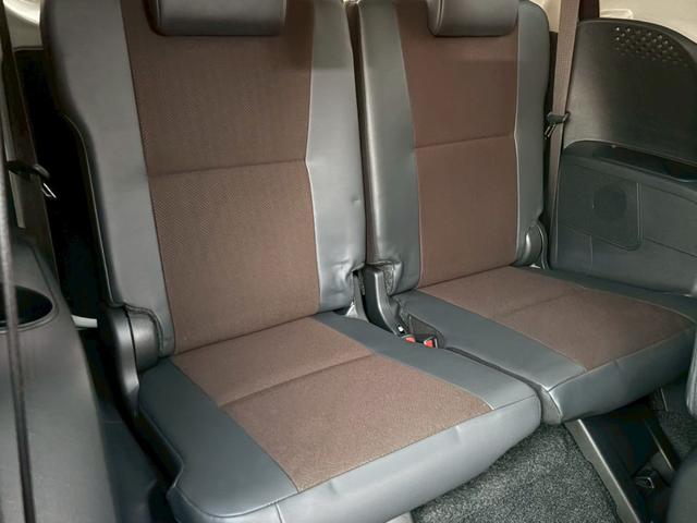 シエンタ Ｇ　クエロ　ユーザー買取　ワンオーナー　屋根付き車庫保管　純正ナビ　全周囲カメラ　両側オートスライド　シートヒーター　フルセグＴＶ　スマートキー　衝突軽減　ステアリングヒーター　純正１６ＡＷ　ＥＴＣ　走行７千キロ（20枚目）