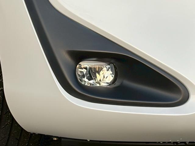 シエンタ Ｇ　クエロ　ユーザー買取　ワンオーナー　屋根付き車庫保管　純正ナビ　全周囲カメラ　両側オートスライド　シートヒーター　フルセグＴＶ　スマートキー　衝突軽減　ステアリングヒーター　純正１６ＡＷ　ＥＴＣ　走行７千キロ（44枚目）