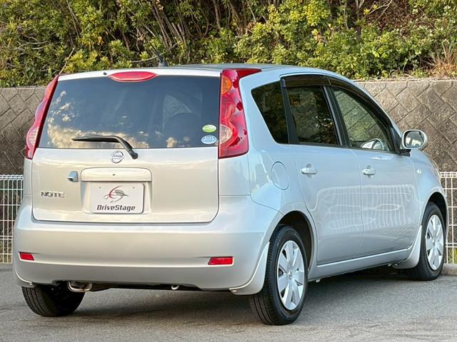 ノート １５Ｘ　ＳＶ＋プラズマ　走行約１２８００ｋｍ！　ユーザー買取車　ワンオーナー　禁煙車　後期型　純正ナビ　バックカメラ　フルセグ　ＥＴＣ　純正サンドバイザー　エコモード　インテリジェントキー　Ｂｌｕｅｔｏｏｔｈ　オートエアコン（7枚目）