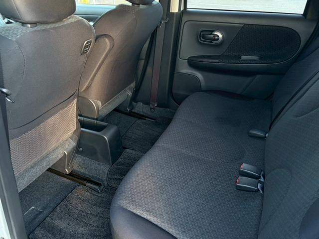 ノート １５Ｘ　ＳＶ＋プラズマ　走行約１２８００ｋｍ！　ユーザー買取車　ワンオーナー　禁煙車　後期型　純正ナビ　バックカメラ　フルセグ　ＥＴＣ　純正サンドバイザー　エコモード　インテリジェントキー　Ｂｌｕｅｔｏｏｔｈ　オートエアコン（31枚目）