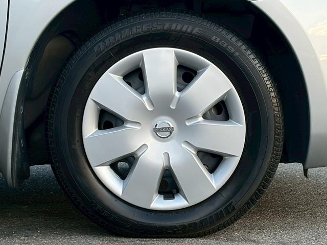 ノート １５Ｘ　ＳＶ＋プラズマ　走行約１２８００ｋｍ！　ユーザー買取車　ワンオーナー　禁煙車　後期型　純正ナビ　バックカメラ　フルセグ　ＥＴＣ　純正サンドバイザー　エコモード　インテリジェントキー　Ｂｌｕｅｔｏｏｔｈ　オートエアコン（37枚目）