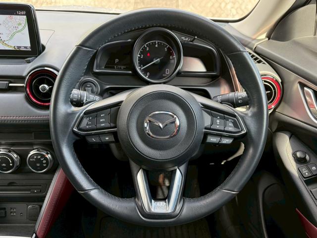 ＣＸ－３ ＸＤ　プロアクティブ　ディーゼルターボ　禁煙車　純正ナビ　バックカメラ　前後ドラレコ　レーダークルーズ　ハーフレザーシート　ヘッドアップディスプレイ　フルセグ　ＥＴＣ　ＬＥＤヘッドライト　パドルシフト　純正１８インチアルミ（9枚目）