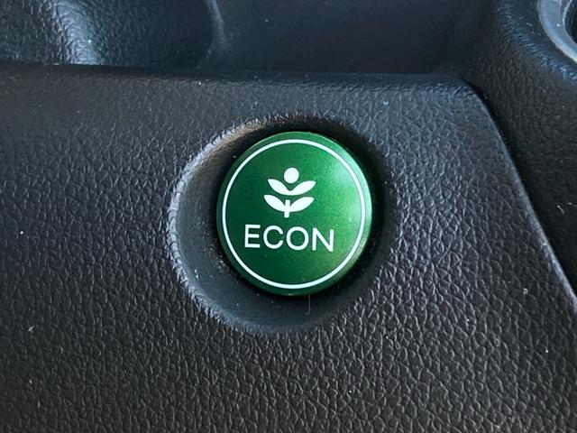 N-BOXカスタム G SSパッケージ ユーザー買取車 禁煙 社外8インチナビ バックカメラ ドラレコ 衝突軽減ブレーキ HIDヘッドライト 両側パワースライドドア シートヒーター フルセグ ETC レーダー探知機 純正14インチアルミ(22枚目)