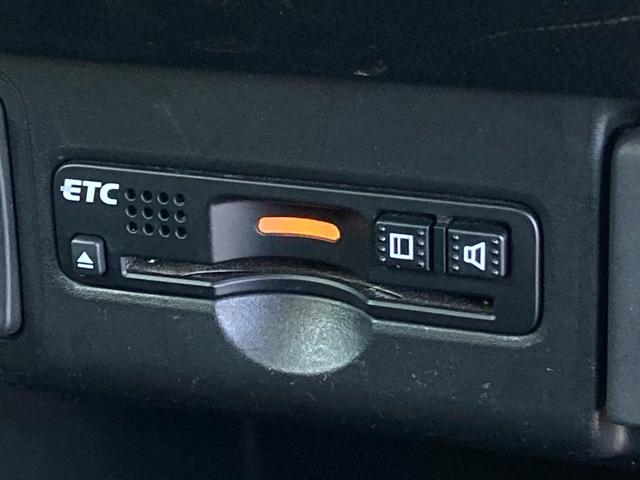 N-BOXカスタム G SSパッケージ ユーザー買取車 禁煙 社外8インチナビ バックカメラ ドラレコ 衝突軽減ブレーキ HIDヘッドライト 両側パワースライドドア シートヒーター フルセグ ETC レーダー探知機 純正14インチアルミ(28枚目)