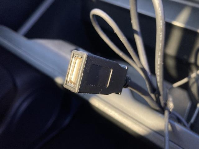 N-BOXカスタム G SSパッケージ ユーザー買取車 禁煙 社外8インチナビ バックカメラ ドラレコ 衝突軽減ブレーキ HIDヘッドライト 両側パワースライドドア シートヒーター フルセグ ETC レーダー探知機 純正14インチアルミ(30枚目)