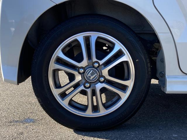 N-BOXカスタム G SSパッケージ ユーザー買取車 禁煙 社外8インチナビ バックカメラ ドラレコ 衝突軽減ブレーキ HIDヘッドライト 両側パワースライドドア シートヒーター フルセグ ETC レーダー探知機 純正14インチアルミ(37枚目)