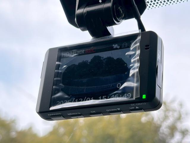 ヤリス X トヨタセーフティセンス 純正メモリーナビ バックカメラ 衝突軽減ブレーキ レーンキープ ドラレコ USB接続 キーレスエントリー ETC Bluetooth 電格ミラー オートハイビーム 車検整備付(13枚目)