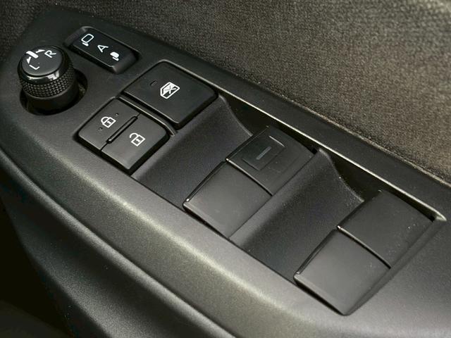 ヤリス X トヨタセーフティセンス 純正メモリーナビ バックカメラ 衝突軽減ブレーキ レーンキープ ドラレコ USB接続 キーレスエントリー ETC Bluetooth 電格ミラー オートハイビーム 車検整備付(26枚目)